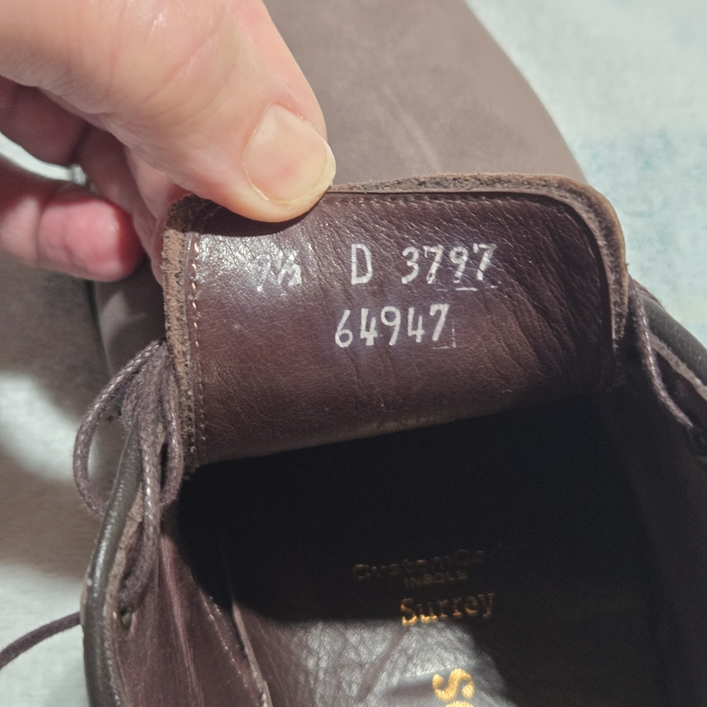Allen Edmonds Men's Surrey Waterproof Derby Shoes - Picture 8 of 9